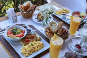 Imagen del bar/restaurante del Hotel Pensione Elena. Foto 2