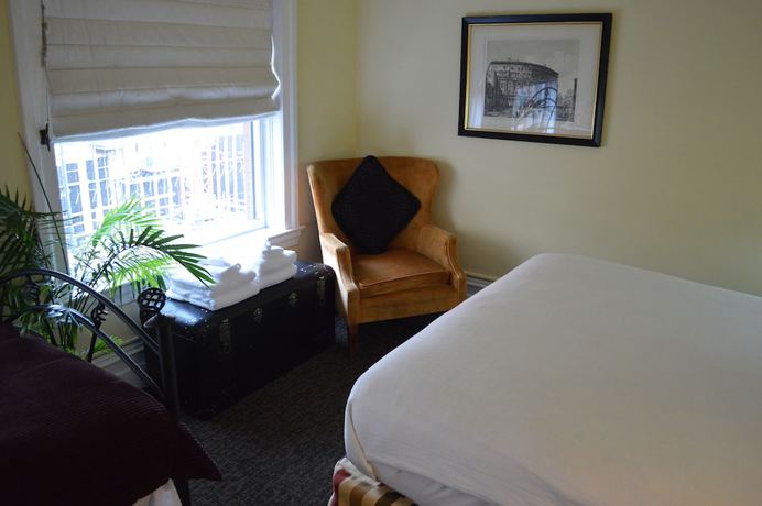 Imagen de la habitación del Hotel Pensione Nichols. Foto 4