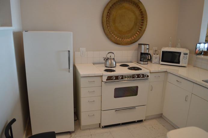 Imagen de la habitación del Hotel Pensione Nichols. Foto 14
