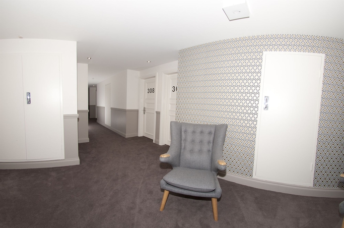 Imagen de los interiores del Hotel Pensione Perth. Foto 10