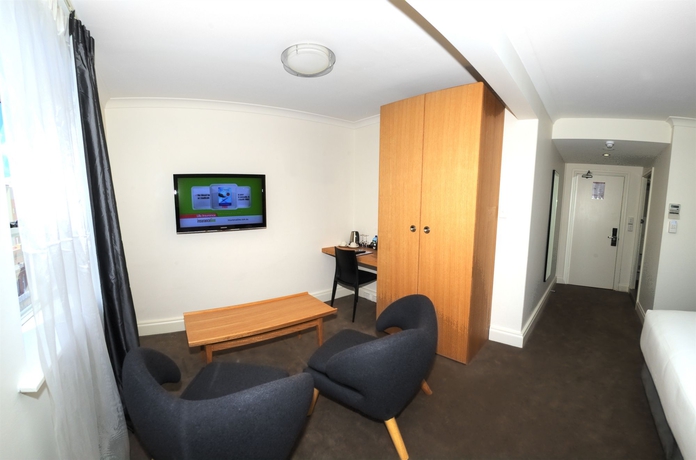 Imagen de los interiores del Hotel Pensione Perth. Foto 11