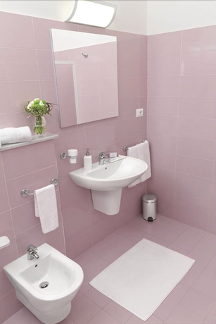 Imagen de la habitación del Hotel Pensione Piemonte. Foto 10