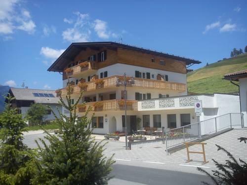 Imagen general del Hotel Pensione Travenanzes. Foto 1