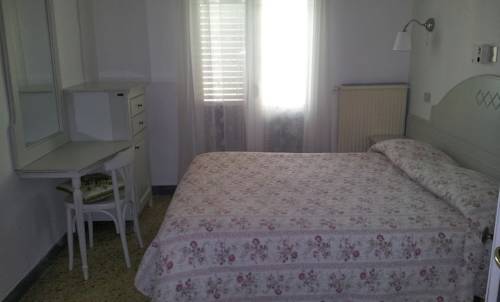 Imagen de la habitación del Hotel Pensione Week End. Foto 4
