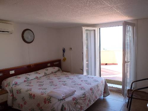 Imagen de la habitación del Hotel Pensione Week End. Foto 14