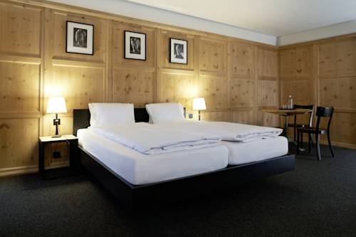 Imagen de la habitación del Hotel Pensiun Aldier. Foto 5