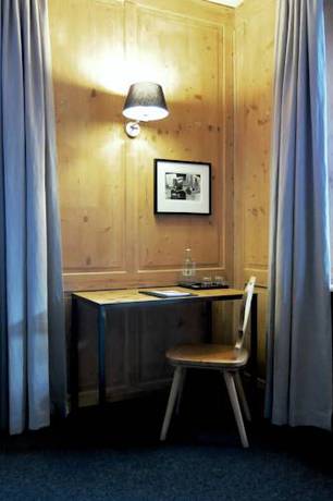 Imagen de la habitación del Hotel Pensiun Aldier. Foto 11