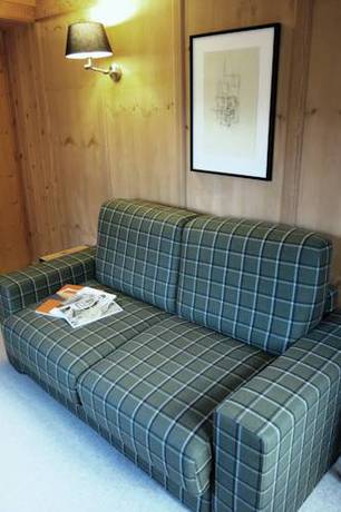 Imagen de la habitación del Hotel Pensiun Aldier. Foto 14