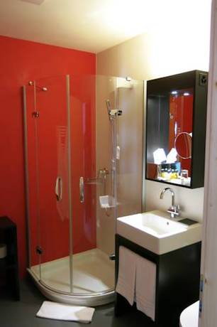 Imagen de la habitación del Hotel Pensiun Aldier. Foto 16