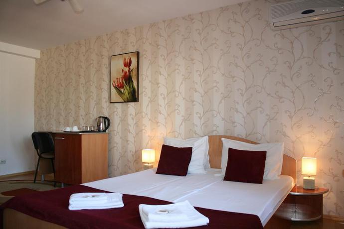 Imagen general del Hotel Pensiunea Ambiental. Foto 3