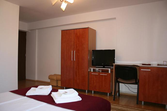 Imagen general del Hotel Pensiunea Ambiental. Foto 7