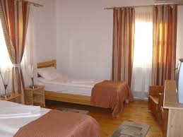 Imagen de la habitación del Hotel Pensiunea Ara. Foto 4