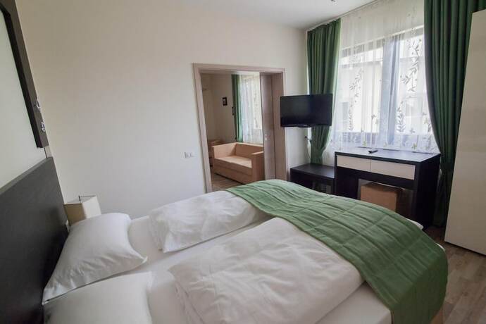 Imagen general del Hotel Pensiunea Aristocratis. Foto 6