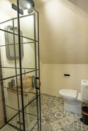 Imagen de la habitación del Hotel Pensiunea Barrique Garden. Foto 14