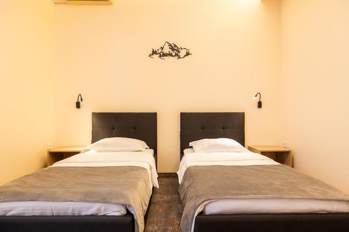 Imagen de la habitación del Hotel Pensiunea Floarea Soarelui Brasov. Foto 9