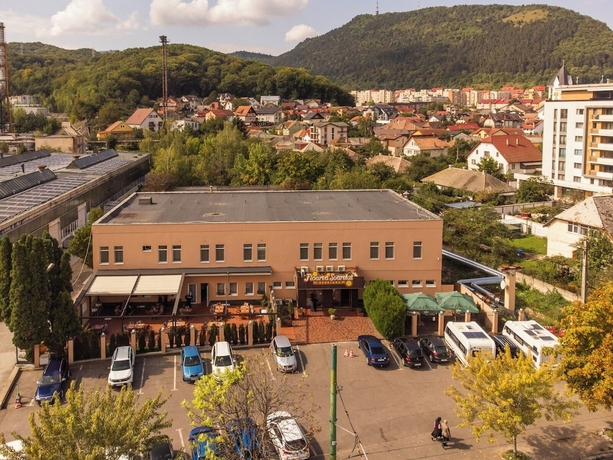 Imagen general del Hotel Pensiunea Floarea Soarelui Brasov. Foto 1