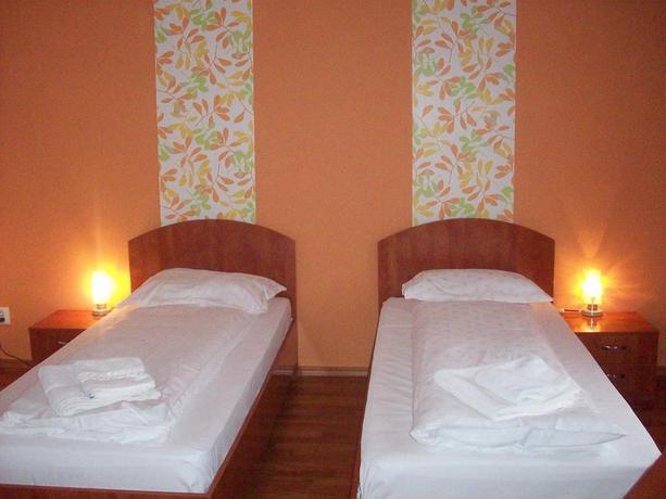 Imagen de la habitación del Hotel Pensiunea Frank Sydney. Foto 2
