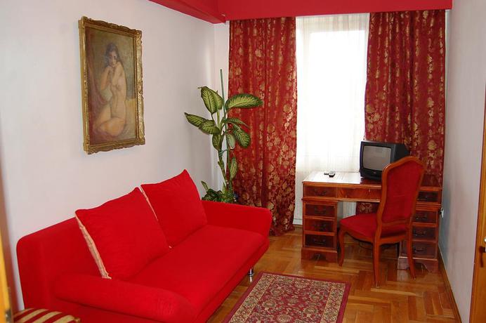 Imagen de los interiores del Hotel Pensiunea Frank Sydney. Foto 11