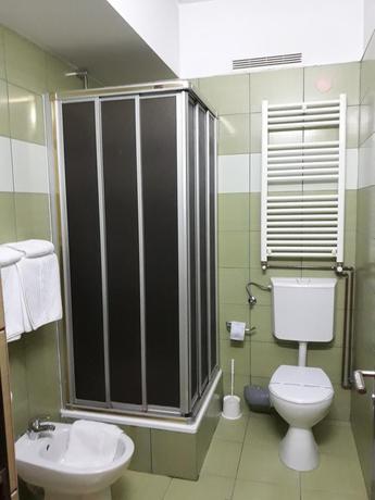 Imagen de los interiores del Hotel Pensiunea Frank Sydney. Foto 14