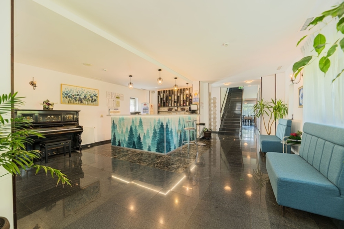 Imagen de los interiores del Hotel Pensiunea Hilltop. Foto 17