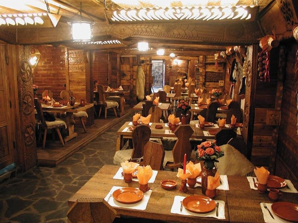 Imagen del bar/restaurante del Hotel Pensiunea Ileana. Foto 4