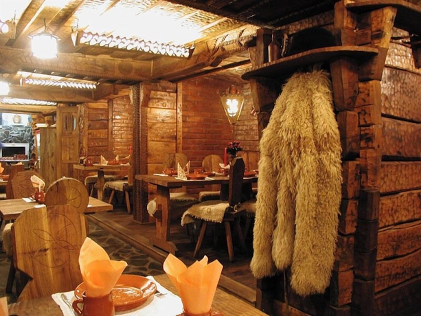 Imagen del bar/restaurante del Hotel Pensiunea Ileana. Foto 5