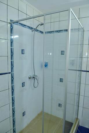 Imagen general del Hotel Pensiunea Kronstadt. Foto 2