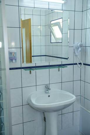 Imagen general del Hotel Pensiunea Kronstadt. Foto 3