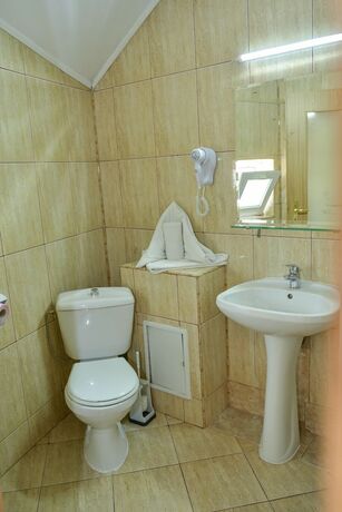 Imagen general del Hotel Pensiunea Kronstadt. Foto 5