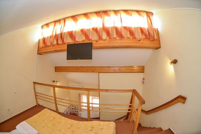 Imagen general del Hotel Pensiunea Kronstadt. Foto 6