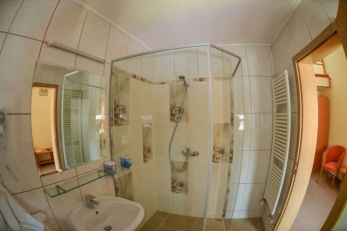 Imagen general del Hotel Pensiunea Kronstadt. Foto 11