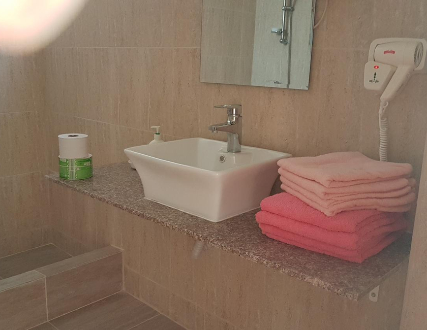 Imagen general del Hotel Pensiunea Mioara. Foto 13