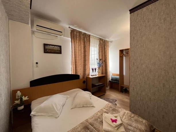 Imagen de la habitación del Hotel Pensiunea Nys. Foto 10