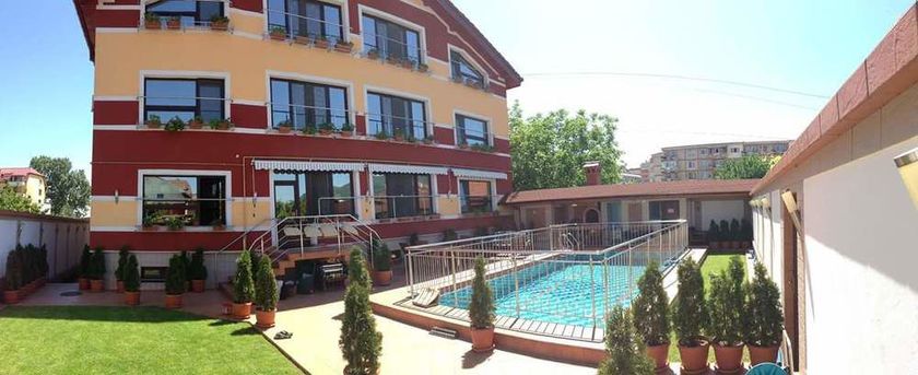 Imagen general del Hotel Pensiunea President. Foto 12