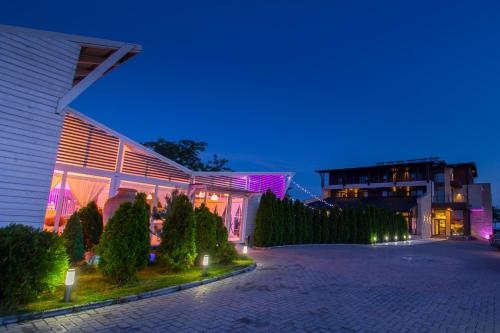 Imagen general del Hotel Pensiunea Sara. Foto 2