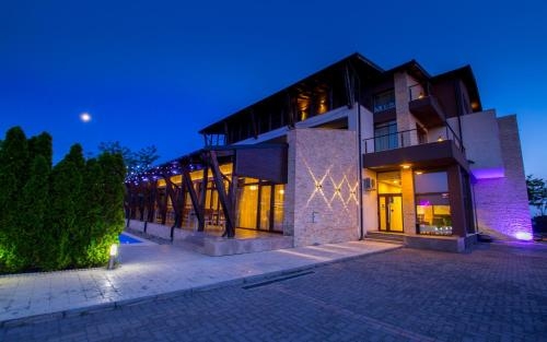 Imagen general del Hotel Pensiunea Sara. Foto 3