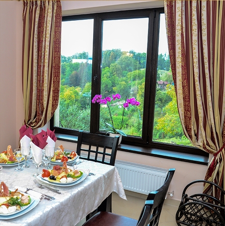 Imagen general del Hotel Pensiunea Toscana. Foto 2