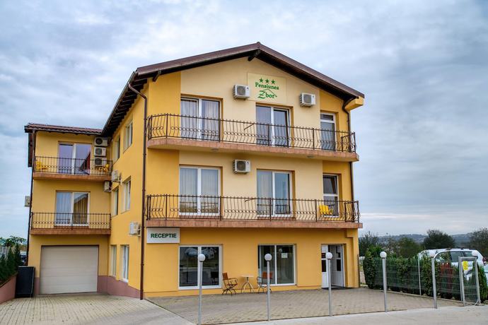Imagen general del Hotel Pensiunea ZBOR. Foto 1