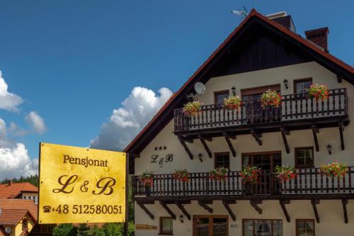 Imagen de los exteriores del Hotel Pensjonat L&b. Foto 9