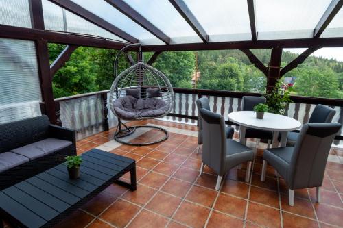 Imagen del bar/restaurante del Hotel Pensjonat L&b. Foto 2