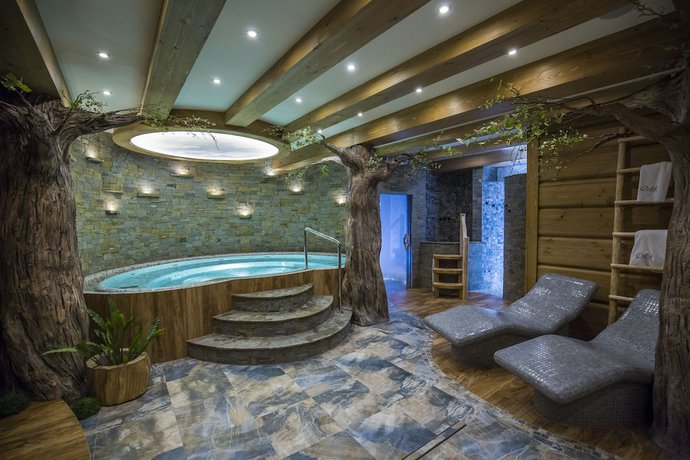 Imagen de la piscina del Hotel Pensjonat Orlik. Foto 20