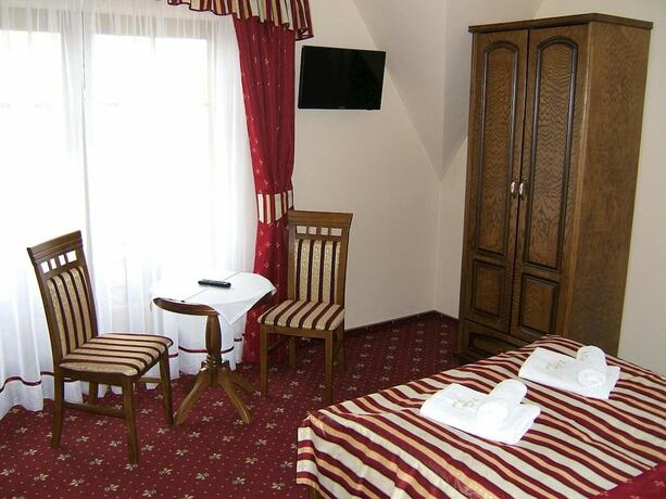 Imagen general del Hotel Pensjonat Zb&oacute;jecki Dw&oacute;r. Foto 4
