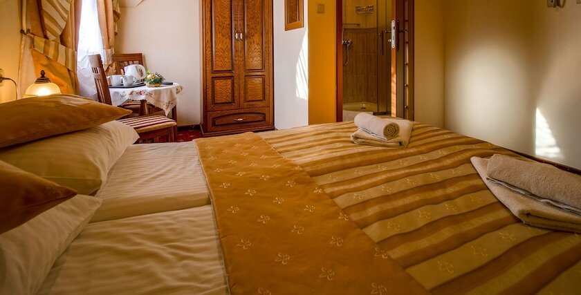 Imagen de la habitación del Hotel Pensjonat Zb&oacute;jecki Dw&oacute;r. Foto 20