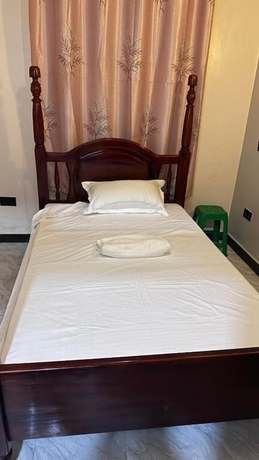 Imagen de la habitación del Hotel Pentagon, Fort Portal. Foto 6
