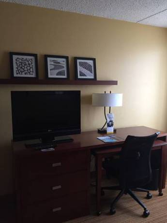 Imagen de la habitación del Hotel Pentagon South. Foto 6