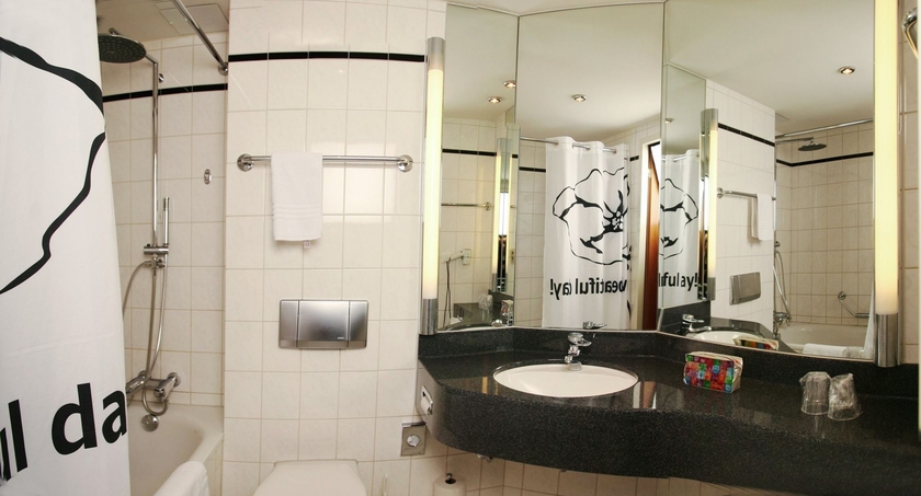 Imagen de la habitación del Hotel Pentahotel Braunschweig. Foto 11