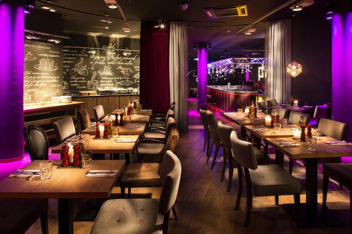 Imagen del bar/restaurante del Hotel Pentahotel Leuven. Foto 2