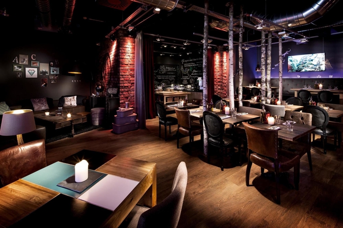 Imagen del bar/restaurante del Hotel Pentahotel Liège. Foto 4