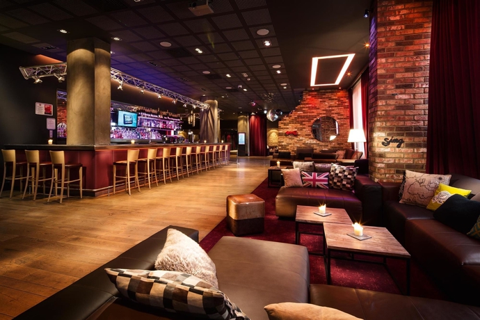 Imagen del bar/restaurante del Hotel Pentahotel Reading. Foto 5