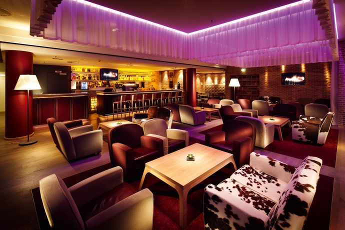 Imagen de los interiores del Hotel Pentahotel Rostock. Foto 16